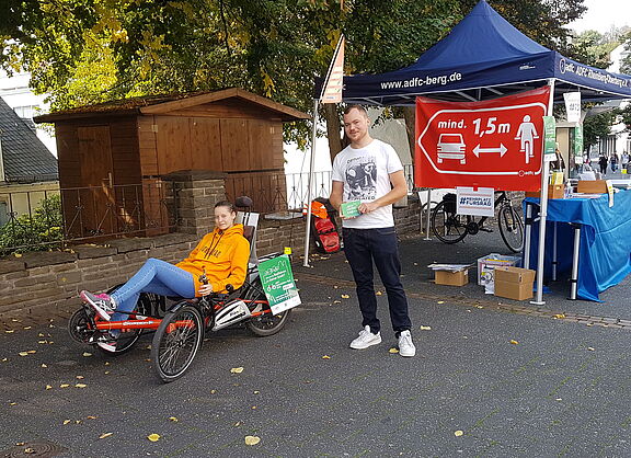 09.11._-_Infostand_Gummersbach_Fussgaengerzone