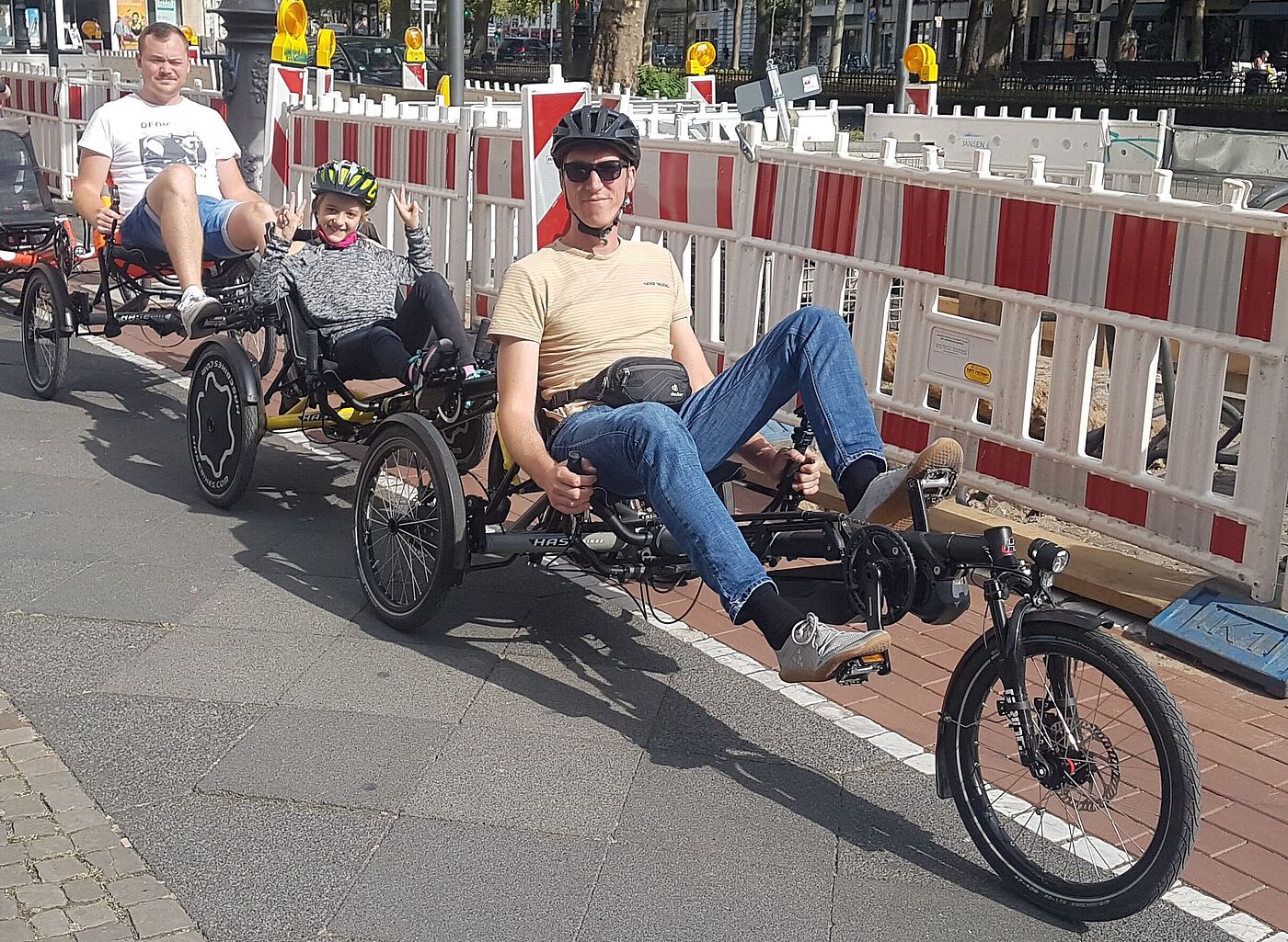 09.20.-Moritz_Familie_sowie_Chris_auf_dem_Weg_zur_Kidical_Mass